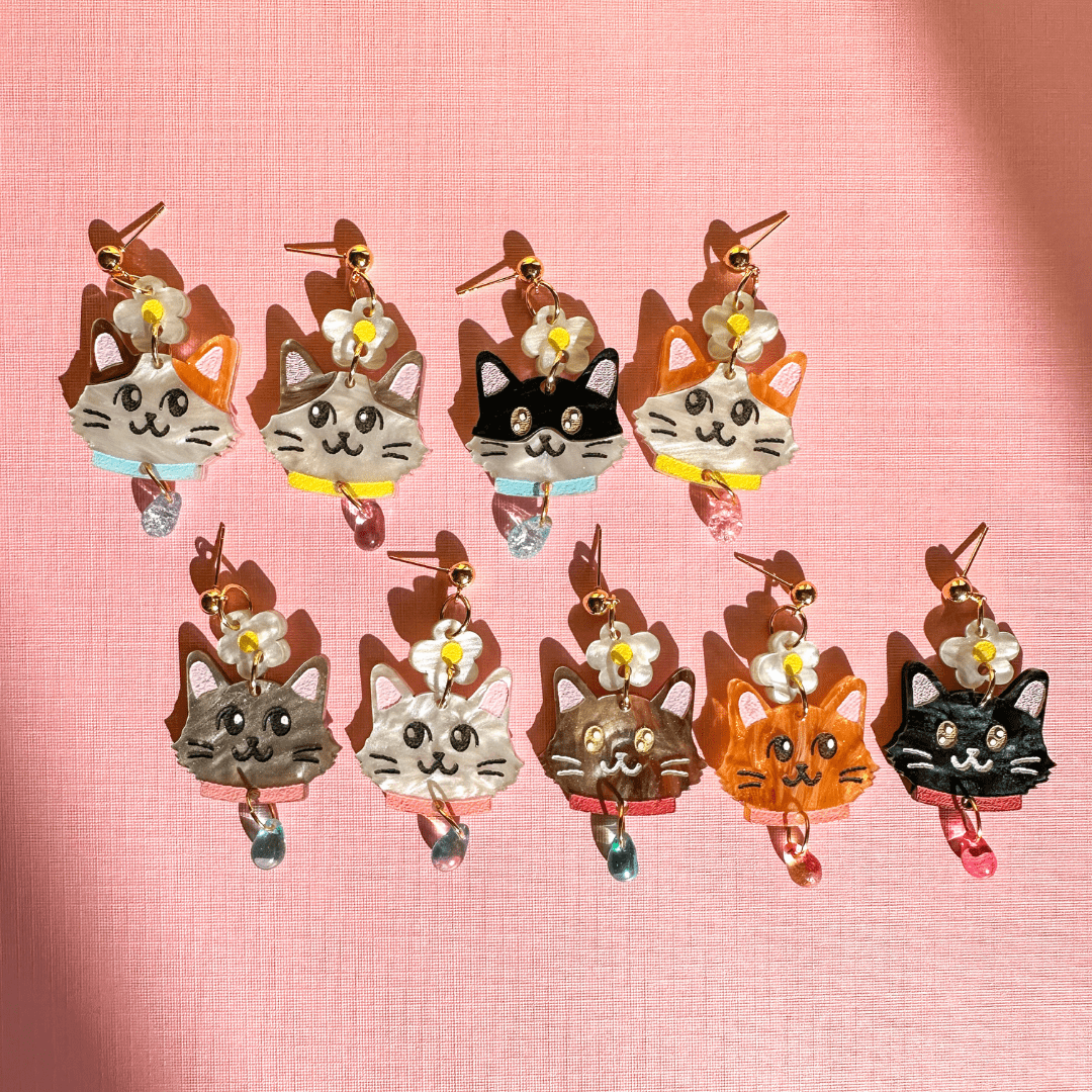 Little Daisy Cat Dangle (SINGLE)