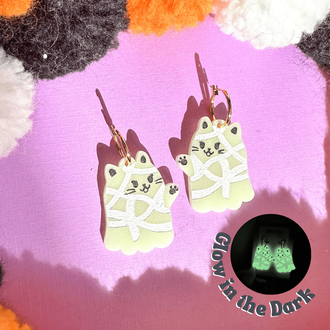 Mummy Glow in the Dark Cat