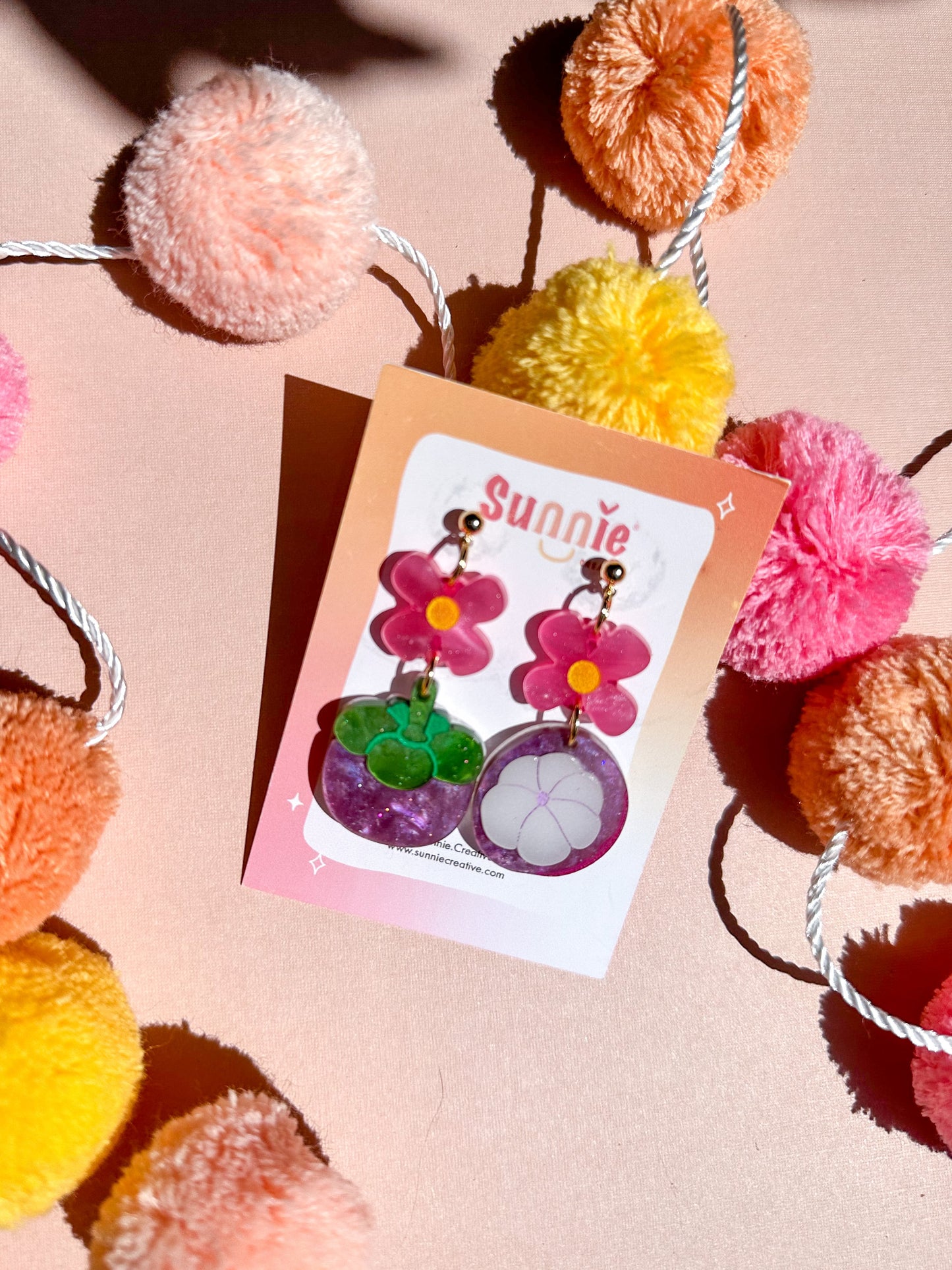 Mismatch Mangosteen Dangle