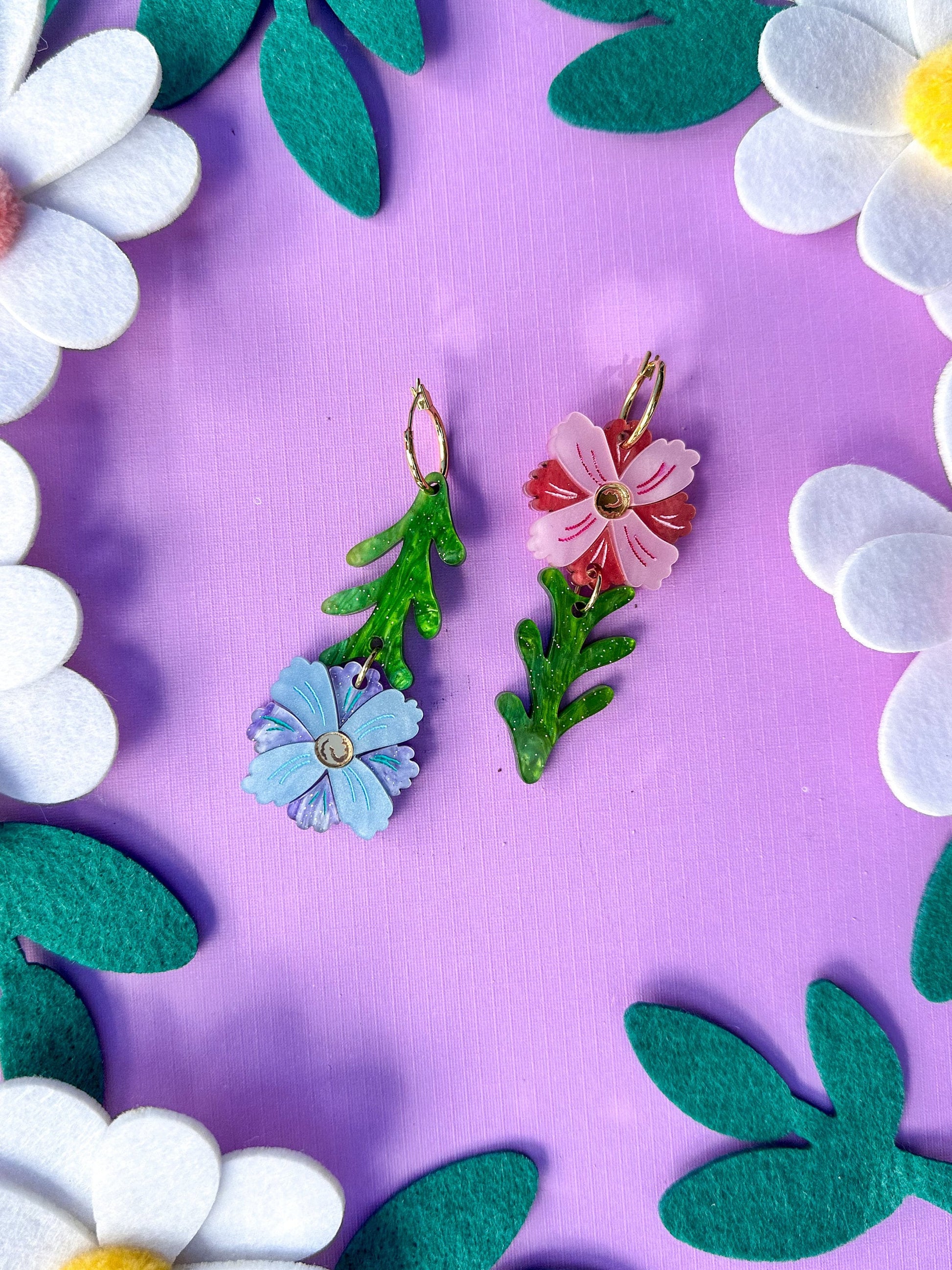 Mismatch Butterfly Ranunculus//Flower Earring//Spring Flower Earrings//Statement Earring//Acrylic Earring//Gift for Her//Cute Earrings