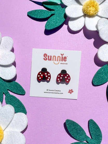 Spring Garden Studs//Small Statement Earring//Acrylic Earring//Spring Flower Earrings//Bee Earrings//Ladybug Earrings//Gift for Her