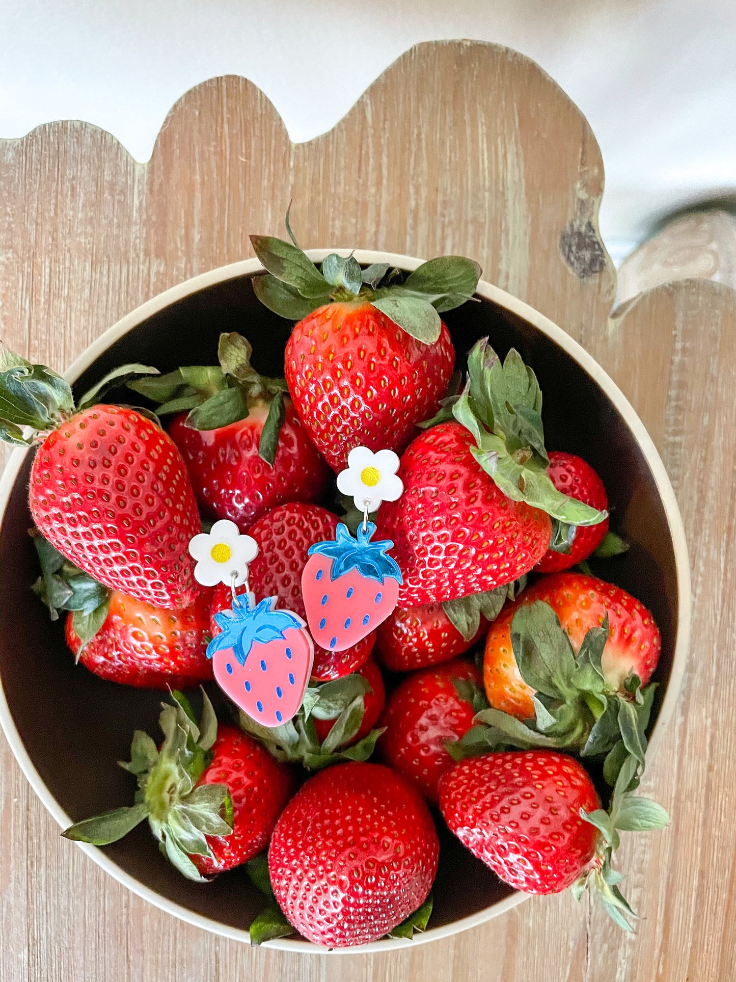 Strawberry Acrylic Earring//Strawberry Flower Earring//Statement Earring//Acrylic Earring//Spring Earring