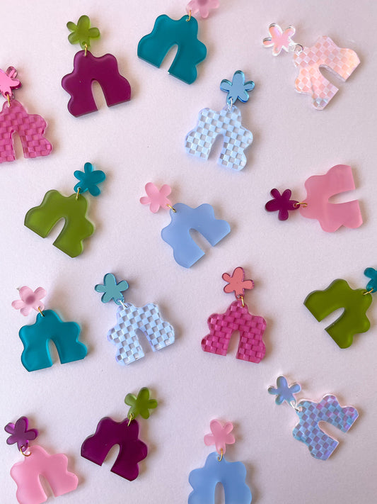 Flower Blob Arch//Statement Earring//Acrylic Earring//Blob Earring//Flower Arch Earring//Organic Shape Earring