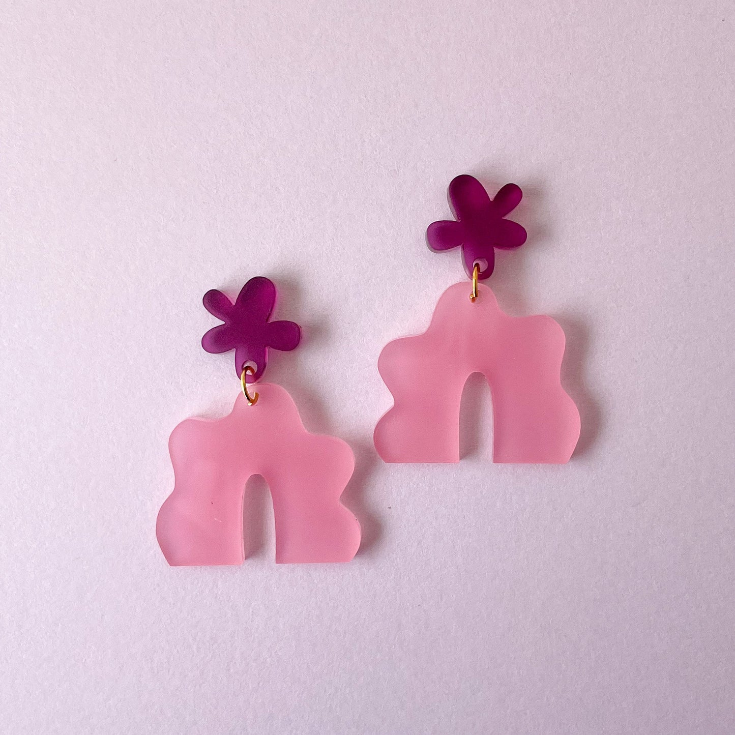 Flower Blob Arch//Statement Earring//Acrylic Earring//Blob Earring//Flower Arch Earring//Organic Shape Earring