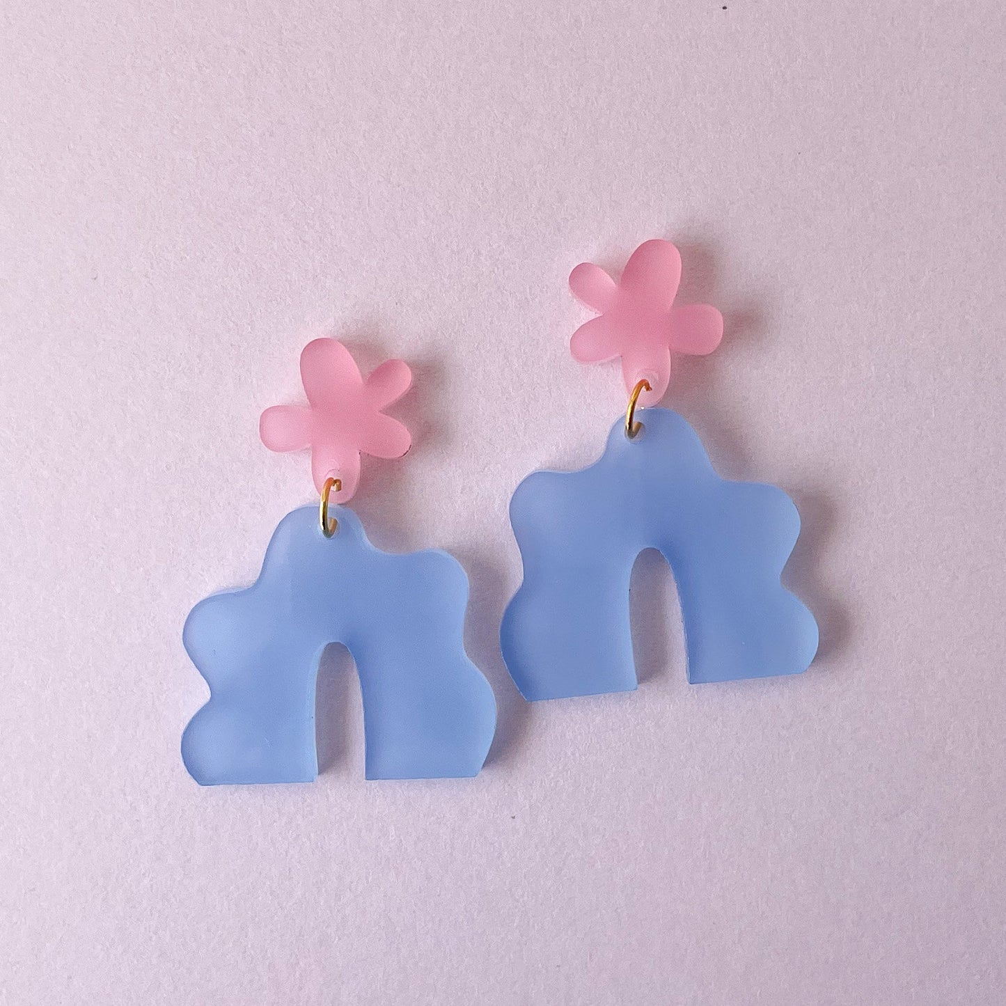 Flower Blob Arch//Statement Earring//Acrylic Earring//Blob Earring//Flower Arch Earring//Organic Shape Earring