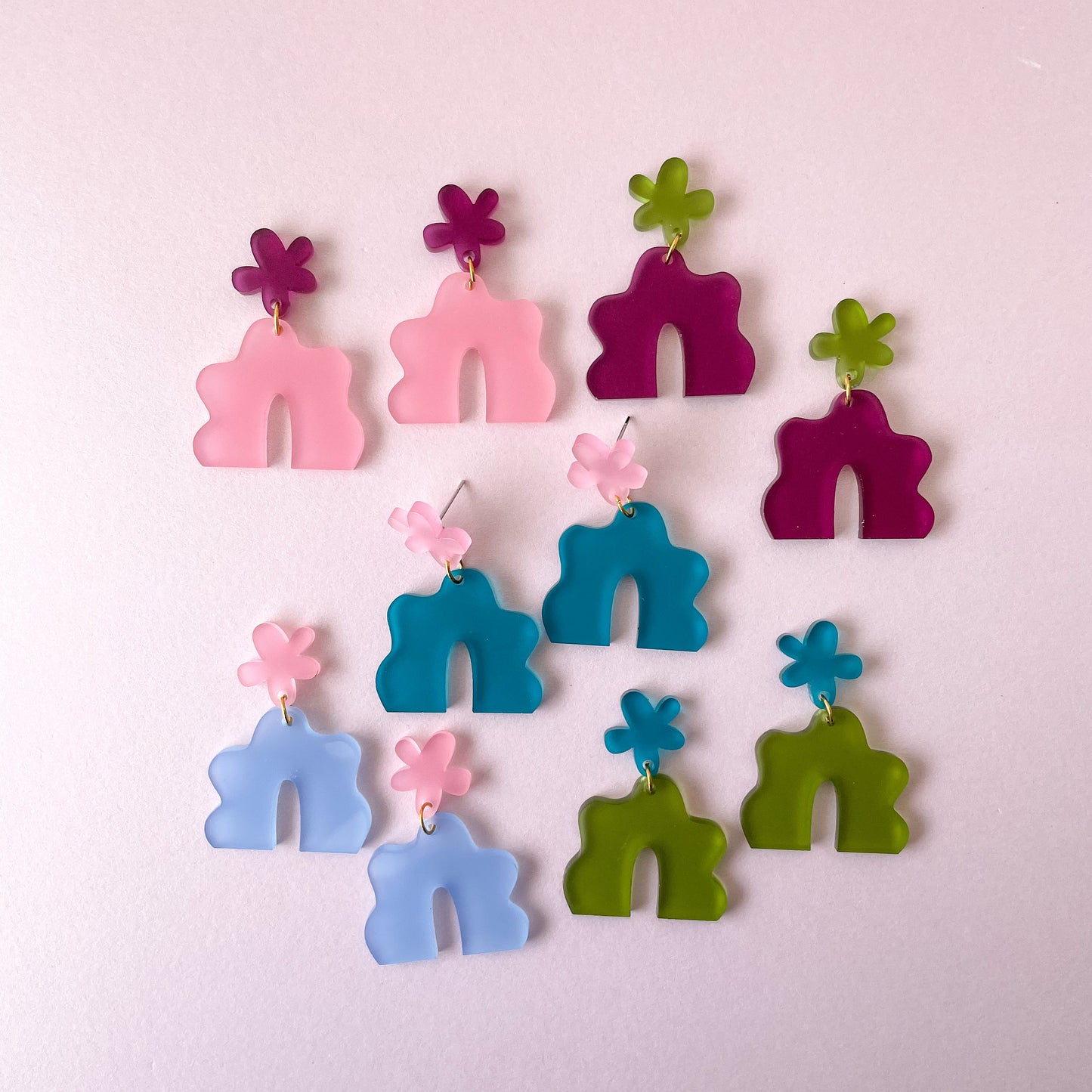 Flower Blob Arch//Statement Earring//Acrylic Earring//Blob Earring//Flower Arch Earring//Organic Shape Earring