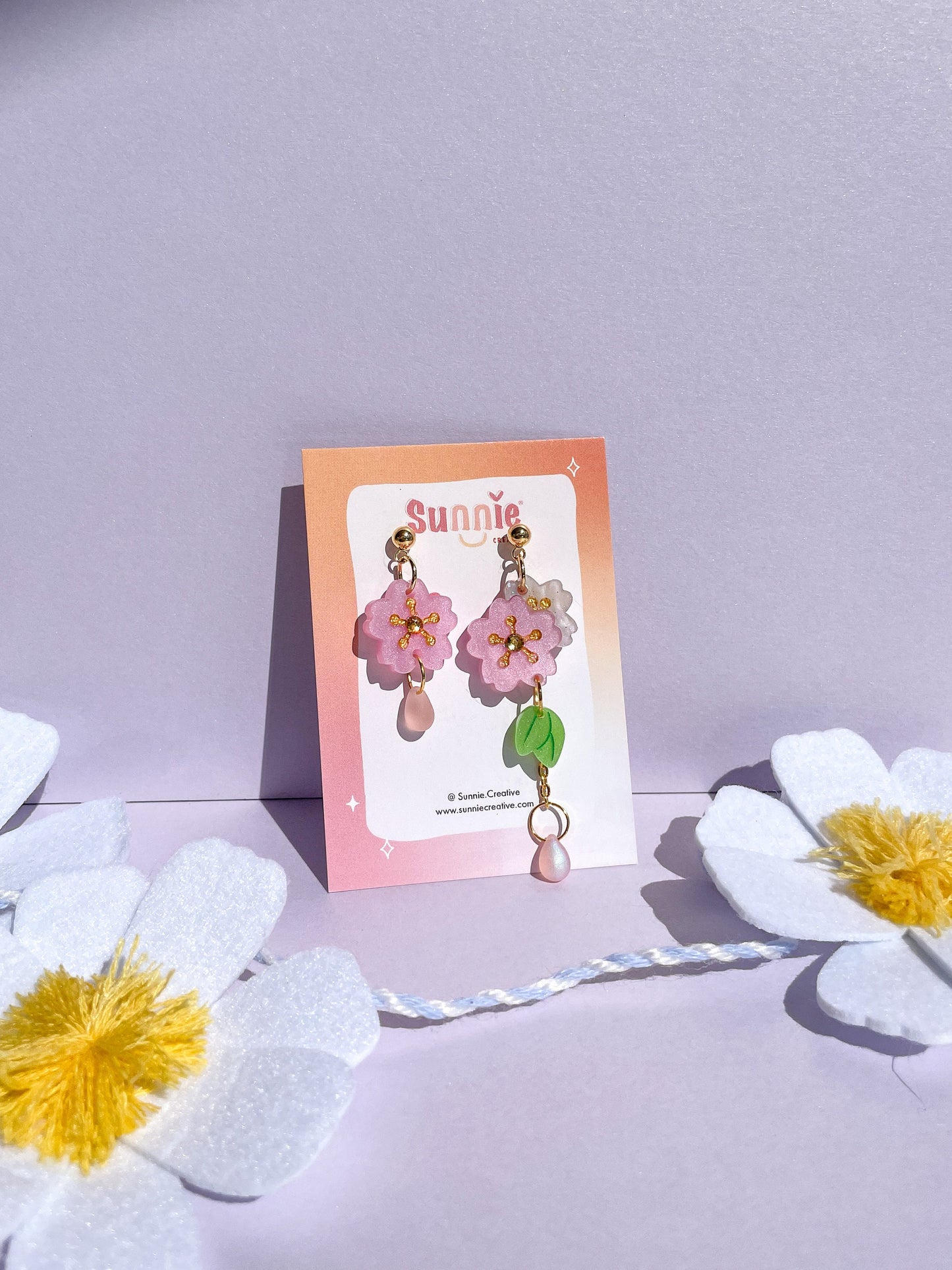 Mismatch Cherry Blossom//Flower Earring//Spring Flower Earrings//Statement Earring//Acrylic Earring//Daisy Earrings//Cute Earrings
