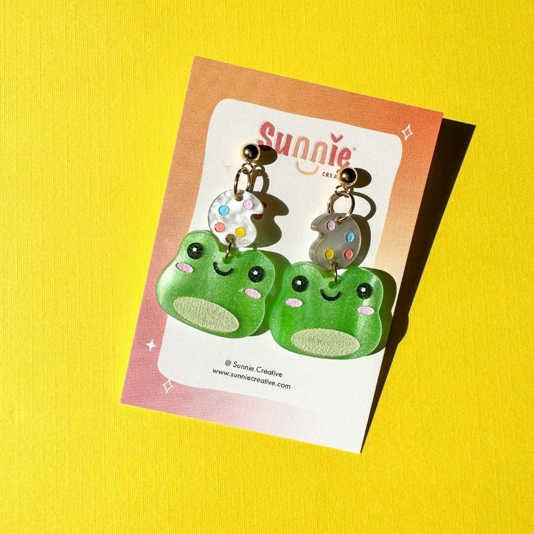 Artist Frog Earrings//Cute Animal earrings//Frog jewelry//Seventeen-Inspired Kawaii Animal Earrings//K-Pop animal style jewelry