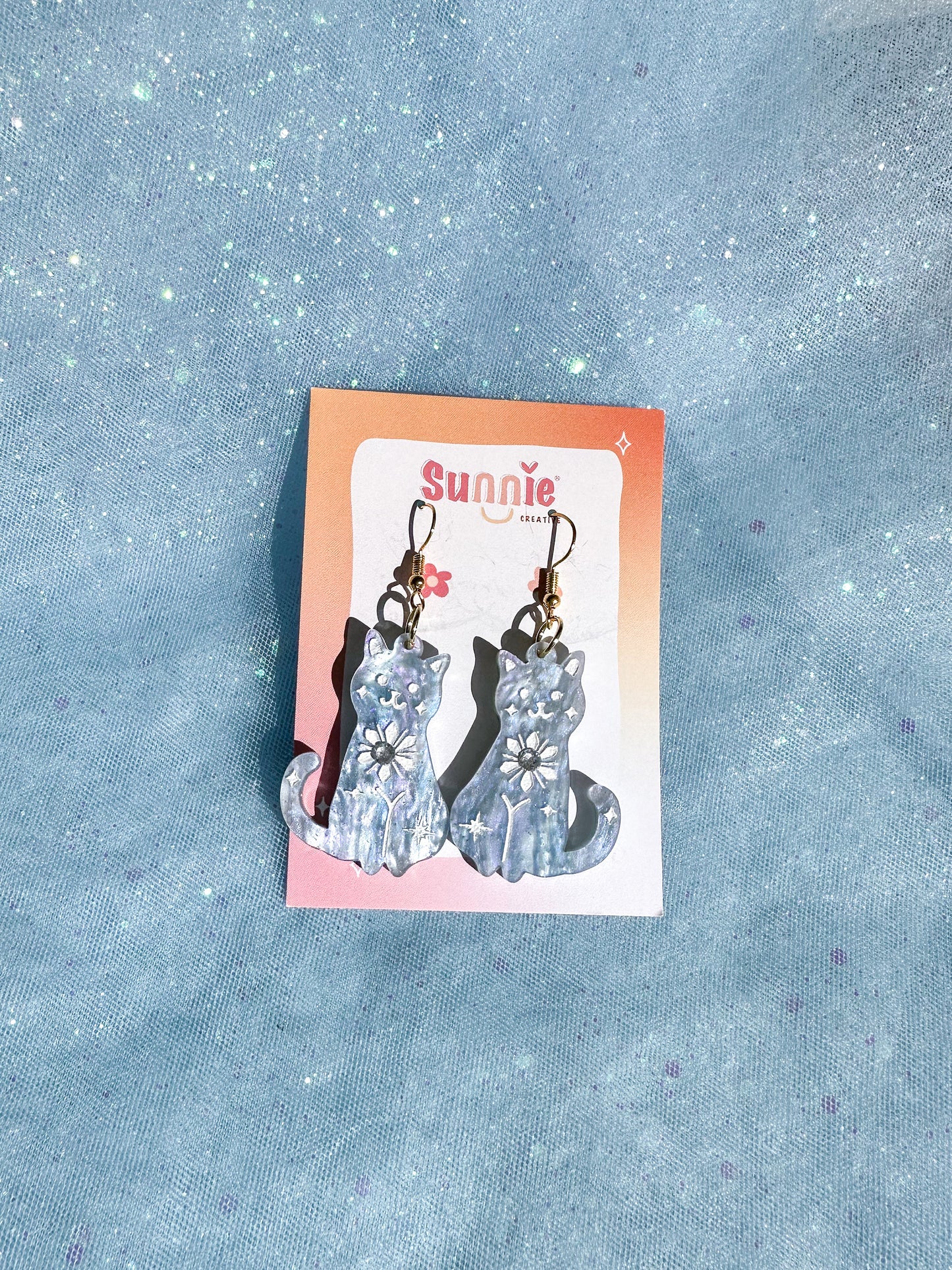 Holiday Cat Friends Earrings //Christmas Earring//Statement Earring//Acrylic Earring//Cat Earrings//Holiday Cats//Holiday Gift