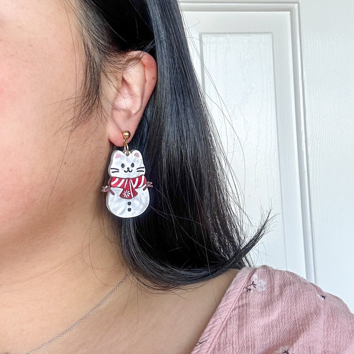 Snow Cat Earrings //Christmas Earring//Statement Bow Earring//Acrylic Earring//Folk Art//Holiday Gift//Cat Earrings//Holiday Cat