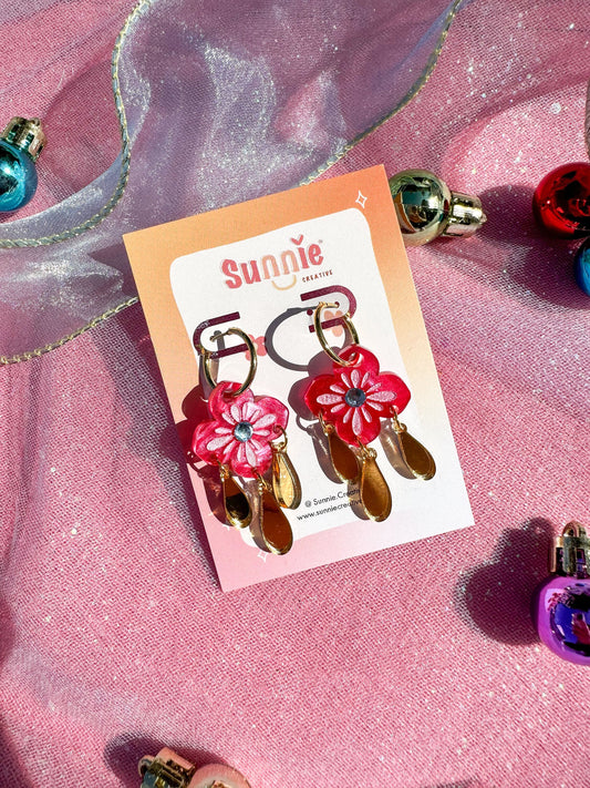 Dainty Folk Earrings//Christmas Earring//Statement Earring//Acrylic Earring//Christmas Ornaments//Folk Art//Holiday Gift
