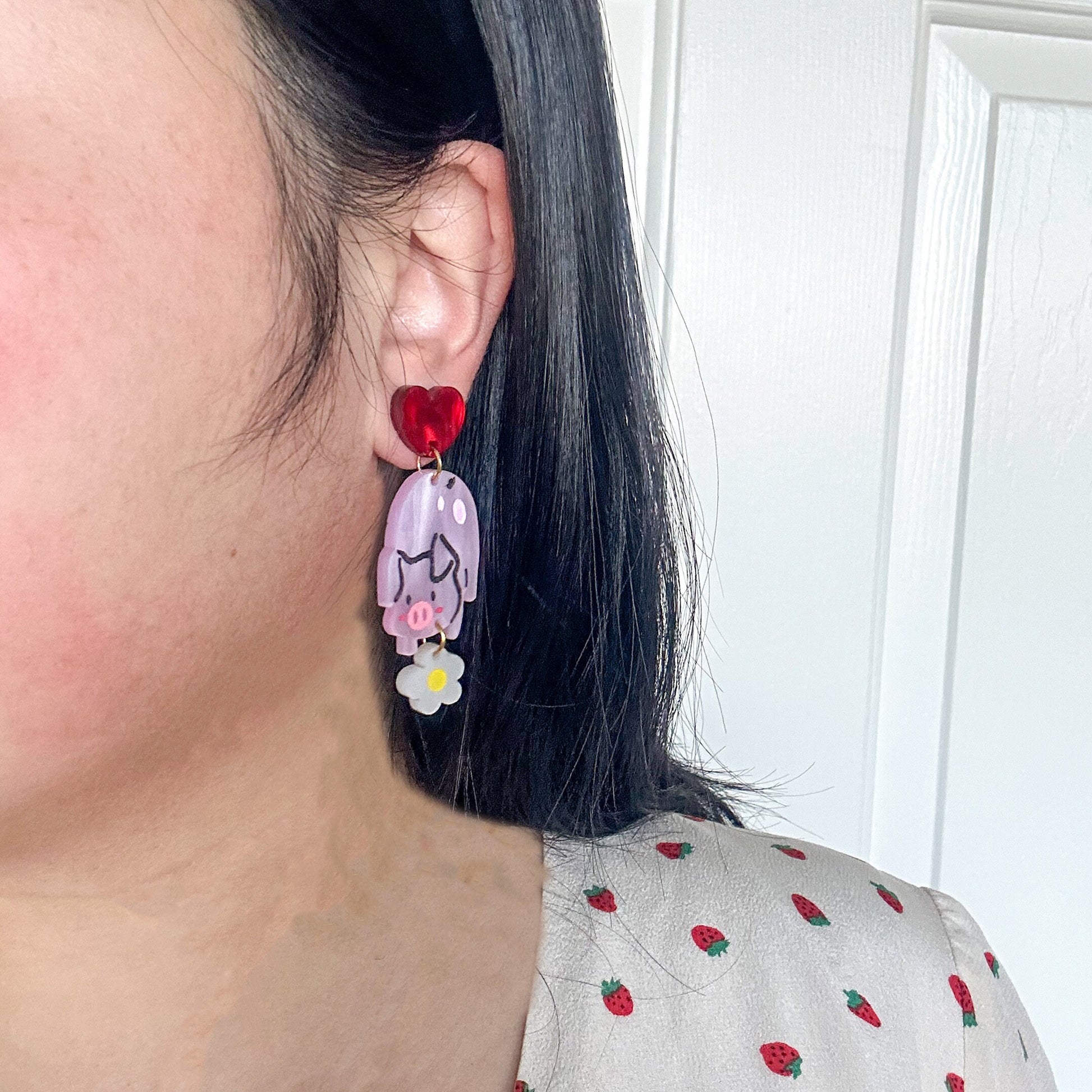 Daisy Pig Earrings//Spring Earring//Statement Earring//Acrylic Earring//Animal Earrings//Spring Vibes//Gift for Her