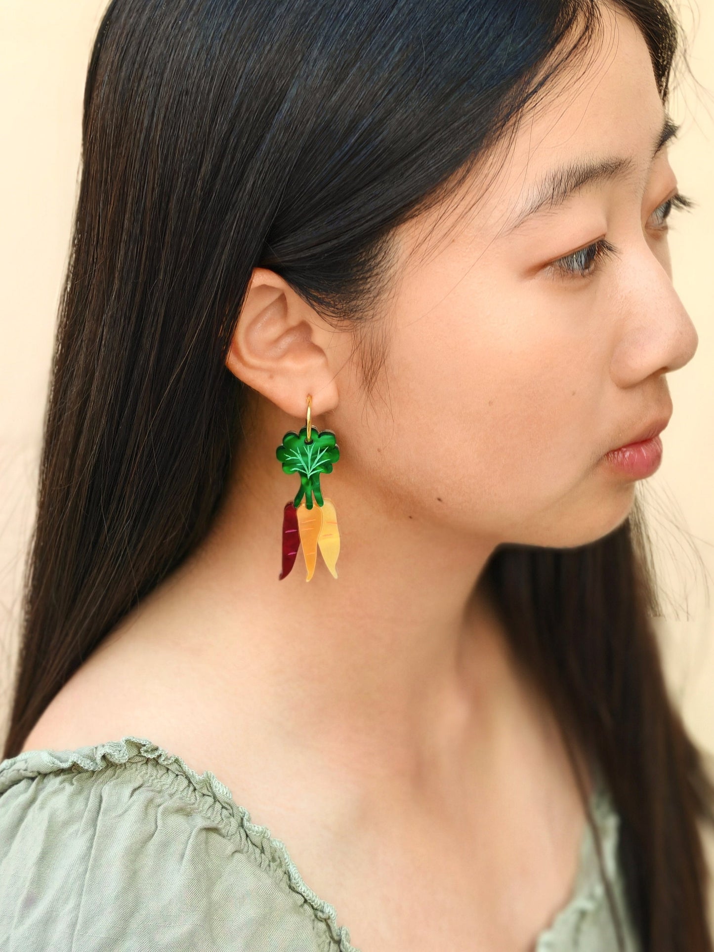 Rainbow Carrot Dangle//Statement Earring//Acrylic Earring//Vegetables Earrings//Summer Earrings