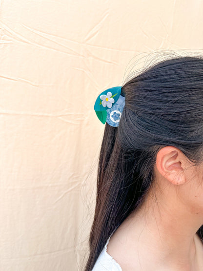 Blueberry Hair Claw Clip//Trendy Hair Claw//Fruit Hair Clip//Vibrant Fruit Design//Summer Hair Clip//Gift for Fashion Lover/Hair Accessories