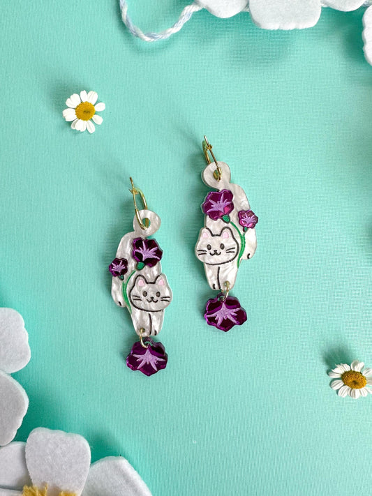 White Cat with Morning Glory Flower Earrings//Birth Month Flower//Lightweight Jewelry Gift for Cat Lovers//Unique Handmade Accessories