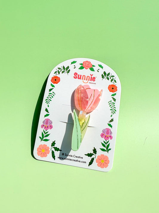 Tulip Hair Clip/Brooch//Cute Flower Hair Accessory for Women//Stylish Floral Gift//Trendy Hair Claw//Gift for Fashion Lover