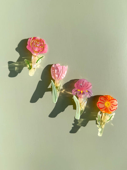 Rose Hair Clip/Brooch//Cute Flower Hair Accessory for Women//Stylish Floral Gift//Trendy Hair Claw//Gift for Fashion Lover