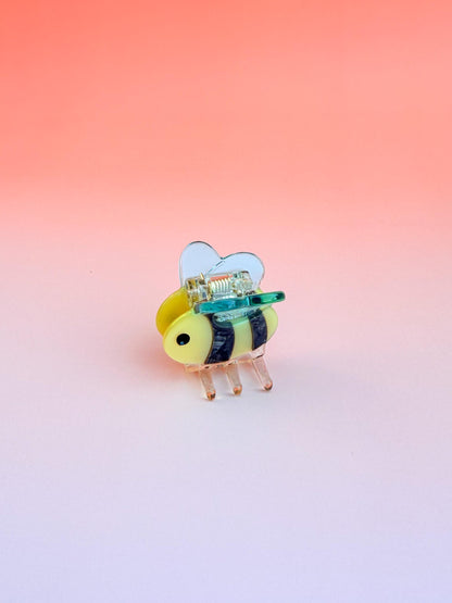 Mini Bee Hair Claw Clip//Cute Bee Hair Accessory for Women//Stylish Floral Gift//Trendy Hair Claw//Gift for Fashion Lover