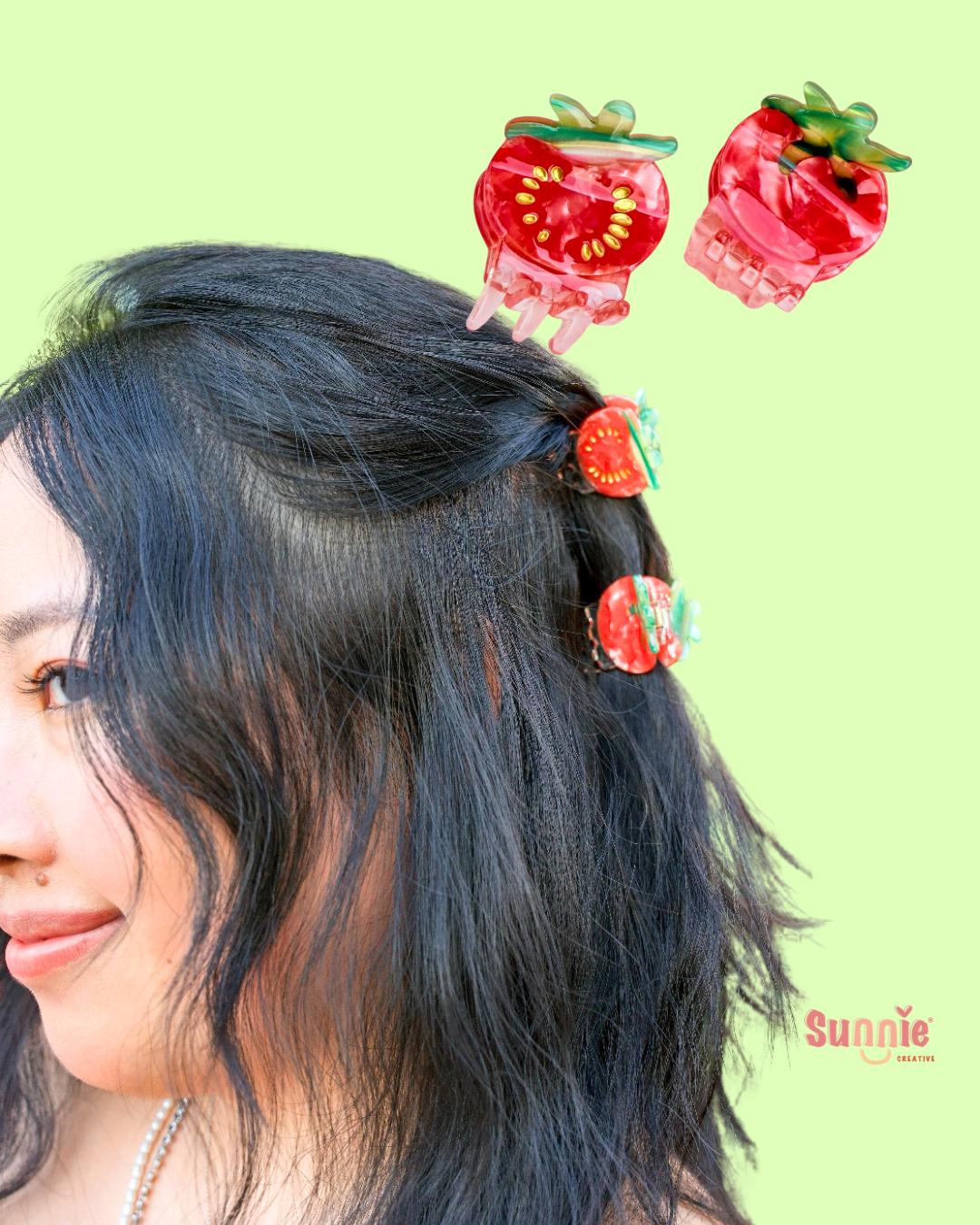 Mini Mismatch Double Side Tomato Claw Clip//Cute Hair Accessory for Women//Stylish Foodie Gift//Trendy Hair Claw//Gift for Fashion Lover