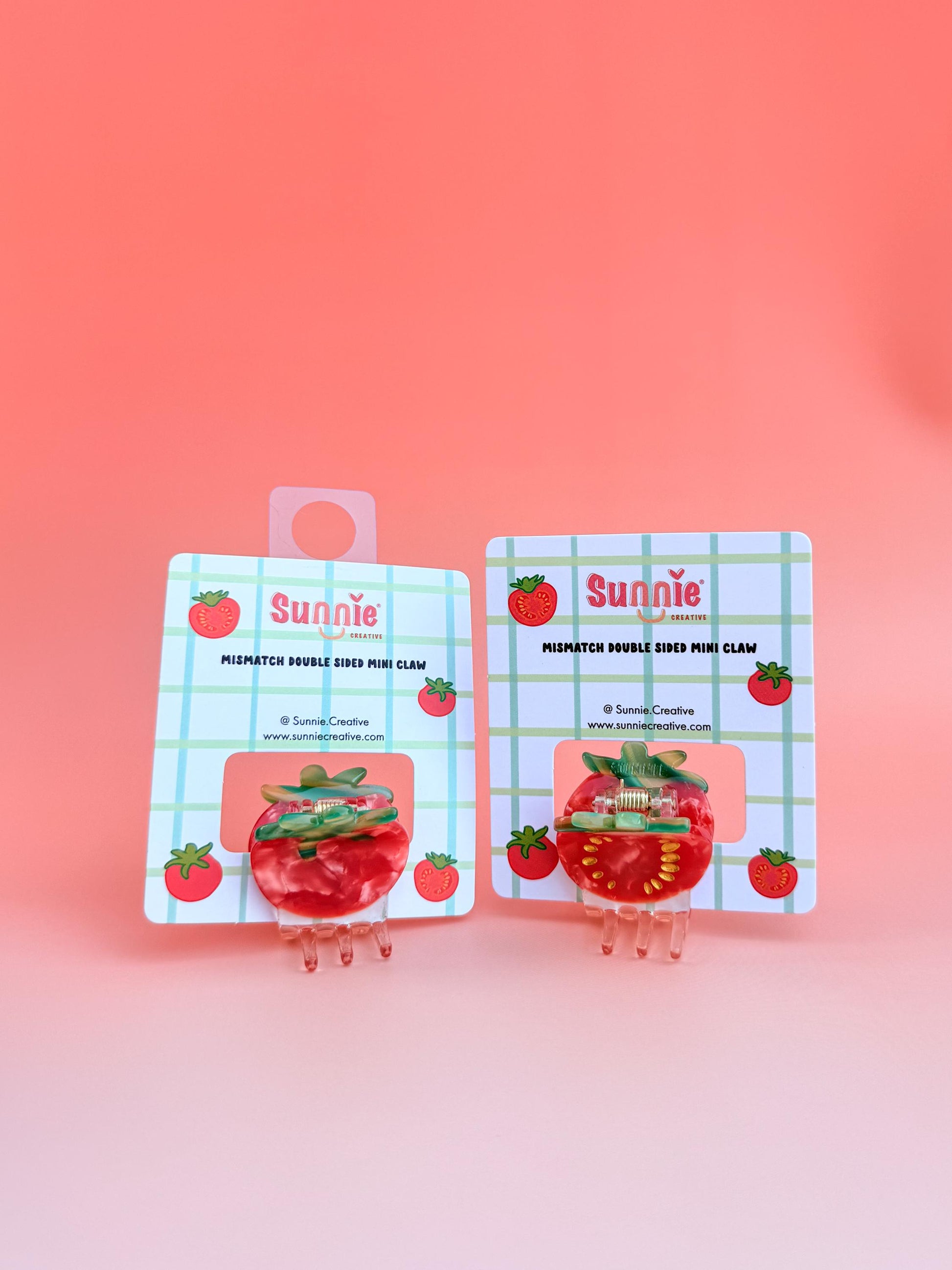 Mini Mismatch Double Side Tomato Claw Clip//Cute Hair Accessory for Women//Stylish Foodie Gift//Trendy Hair Claw//Gift for Fashion Lover
