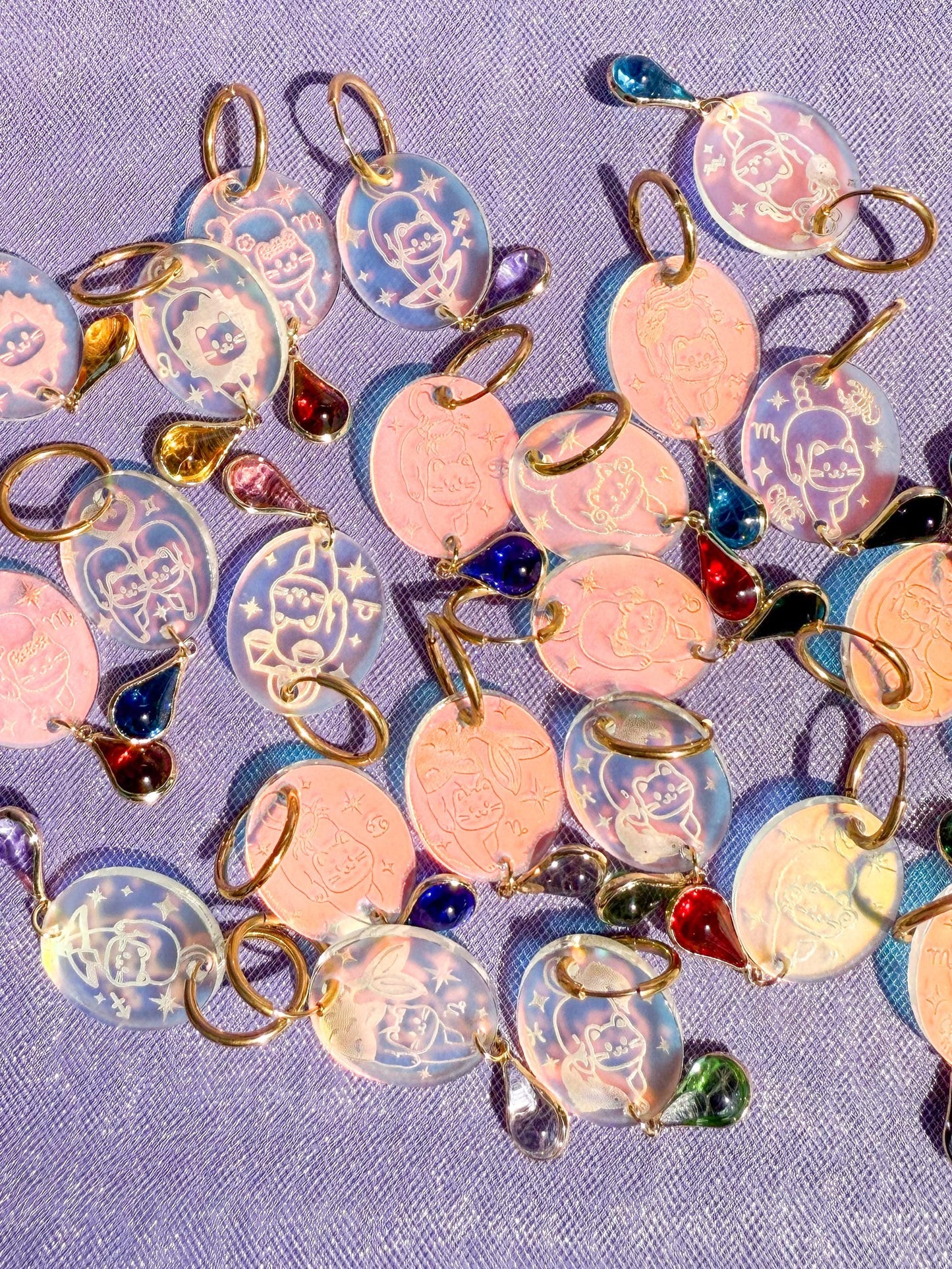 Zodiac Cat Earrings//Zodiac Sign//Lightweight Jewelry Gift for Cat Lovers//Unique Handmade Accessories//Cat Art