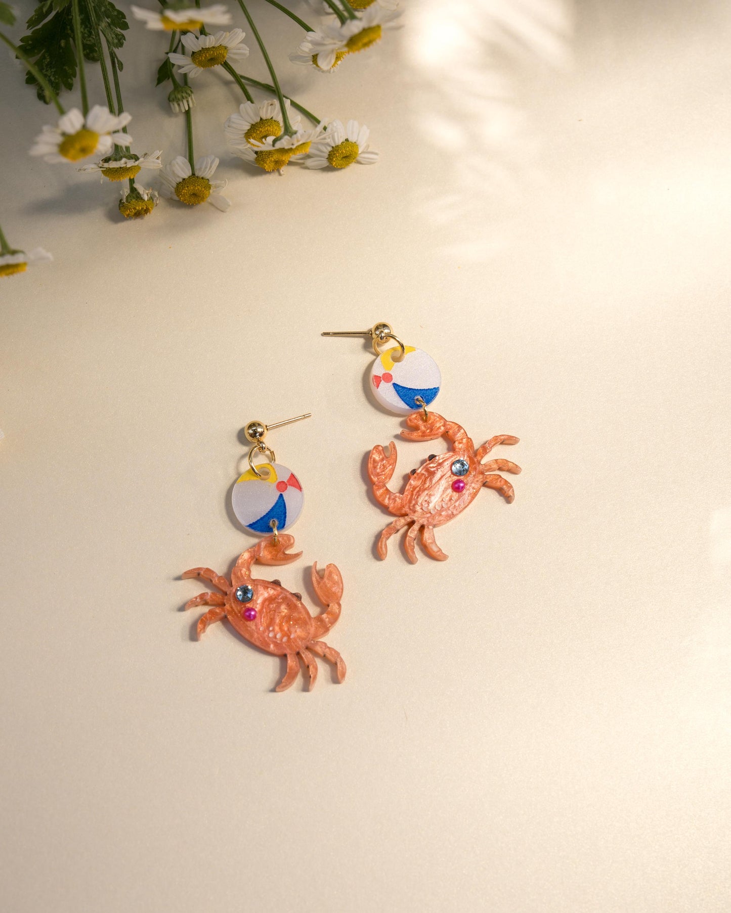 Beach Time Crab Earrings//Statement Earring//Acrylic Earring//Summer Earrings//Summer Vibe