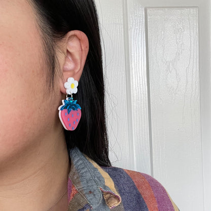 Strawberry Acrylic Earring//Strawberry Flower Earring//Statement Earring//Acrylic Earring//Spring Earring