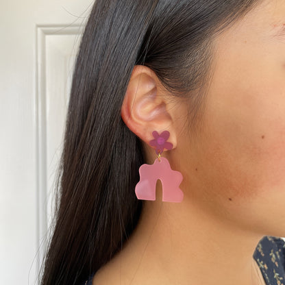 Flower Blob Arch//Statement Earring//Acrylic Earring//Blob Earring//Flower Arch Earring//Organic Shape Earring