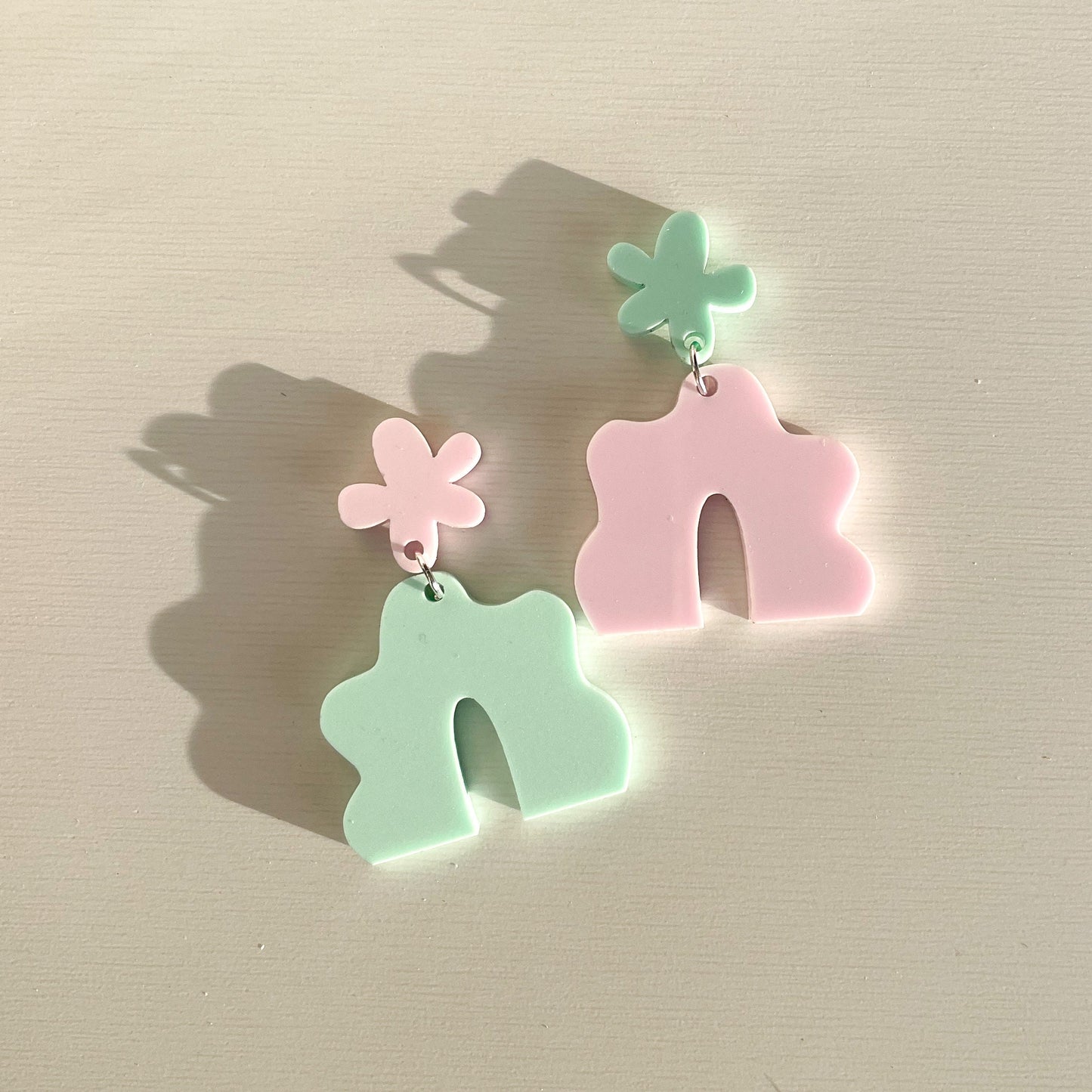 Mismatch Sunnie Flower Blob Arch-Matte