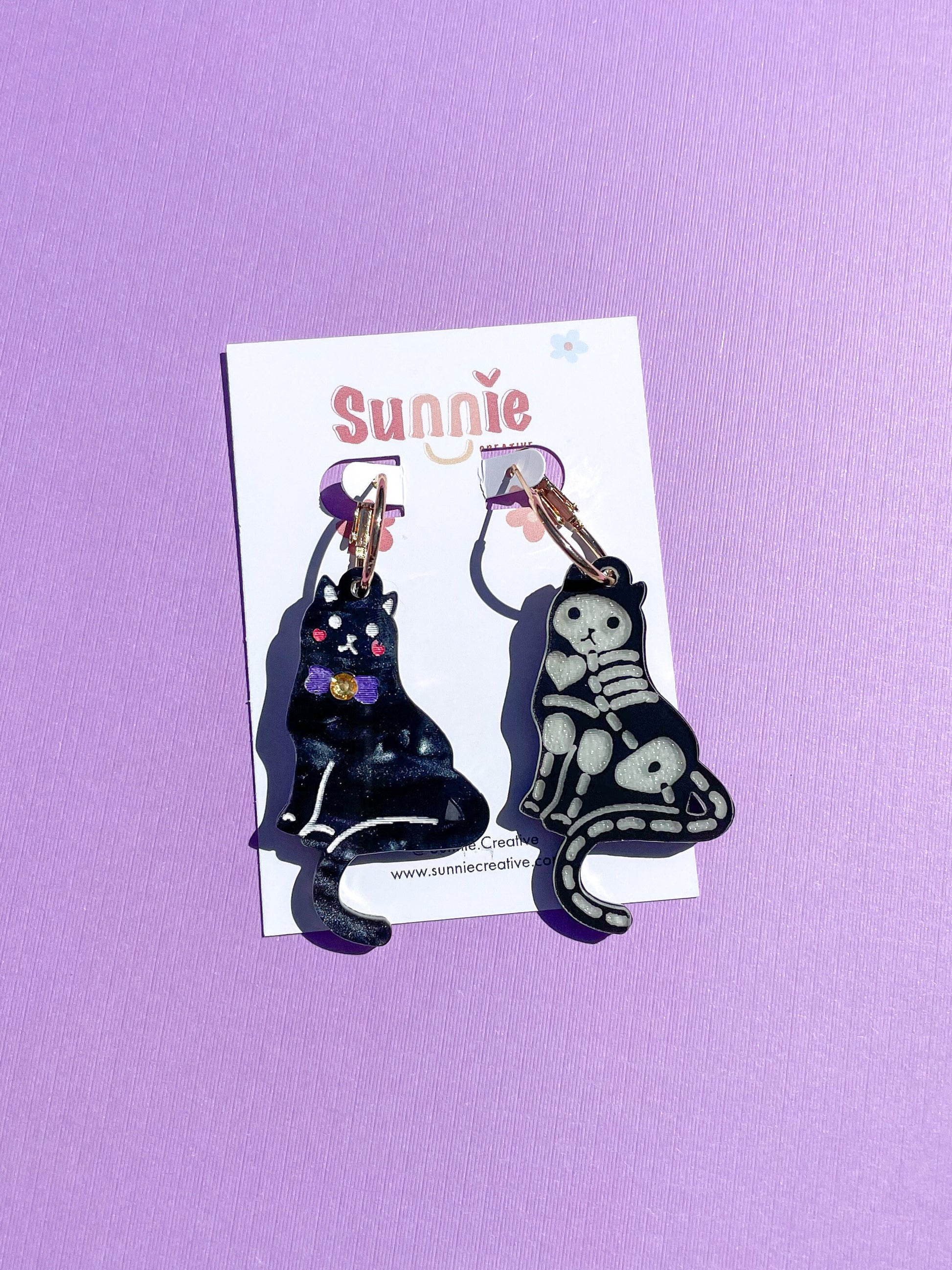 Reversible Skeleton Black Cat//Glow in the dark Earring//Halloween earrings//cat jewelry//spooky accessories//Halloween fashion