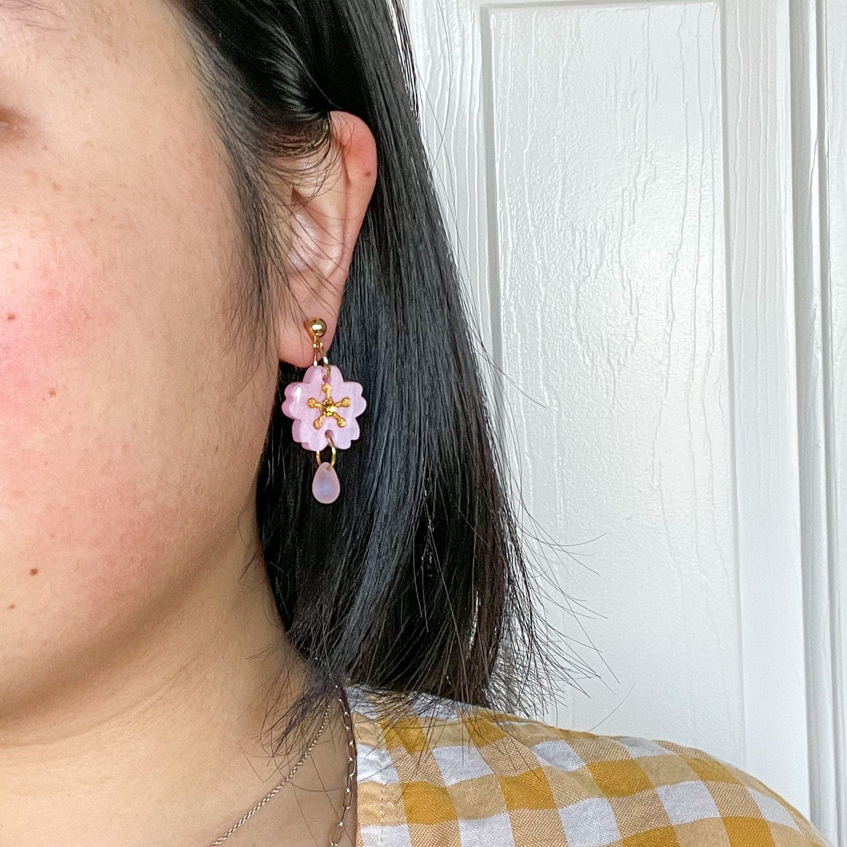 Mismatch Cherry Blossom//Flower Earring//Spring Flower Earrings//Statement Earring//Acrylic Earring//Daisy Earrings//Cute Earrings