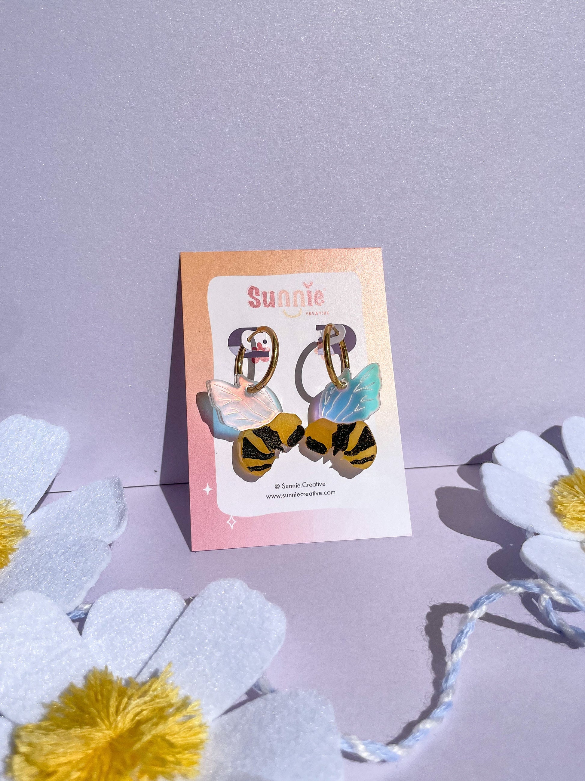 Bumble Bee Hoops//Spring Earring//Statement Earring//Acrylic Earring//Bee Earrings//Statement Hoop