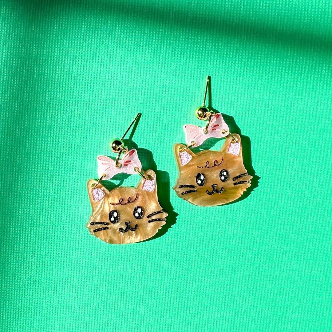 Cutie Cat Earrings//Cute Animal earrings//Cat jewelry//Seventeen-Inspired Kawaii Animal Earrings//K-Pop animal style jewelry