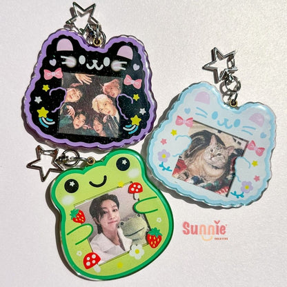 Magnetic Photo Holder Acrylic Keychain//Cartoon Art Style Double-Sided Epoxy Glitter Charm//Cute Cat Lover Gift//PC Keychain