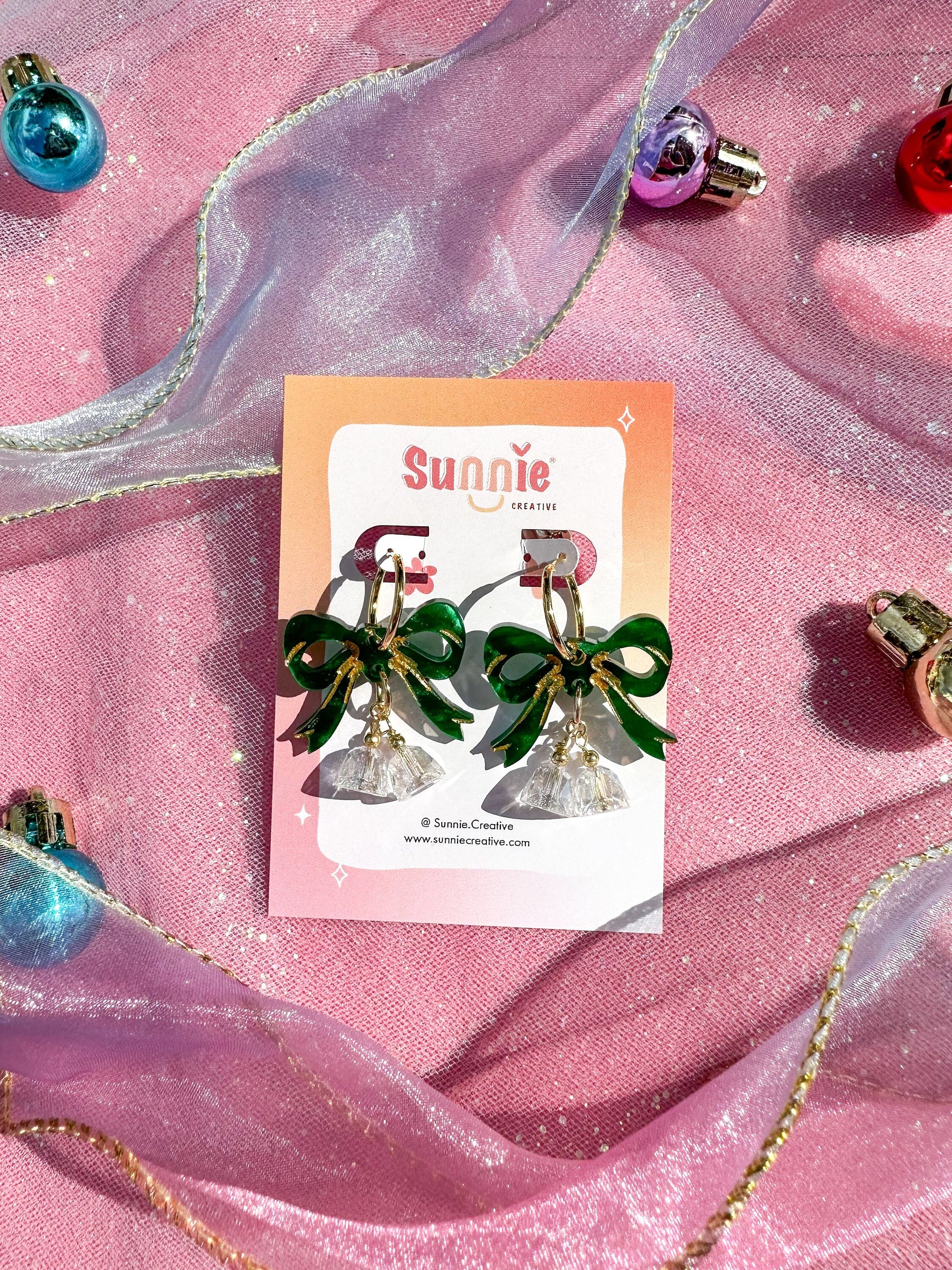 Jingle Bell Earrings //Christmas Earring//Statement Bow Earring//Acrylic Earring//Folk Art//Holiday Gift//Bow Earrings//Balletcore
